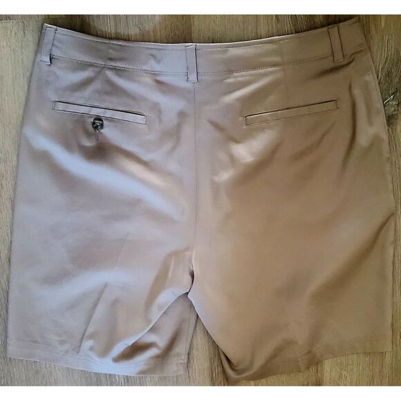 PGA TOUR Golf Shorts Chino SZ 38 Dark Tan 9" Inseam Polyester Pockets Comfort - Picture 4 of 7